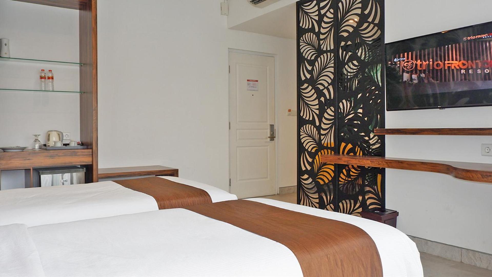 Front One Resort Magelang Buitenkant foto