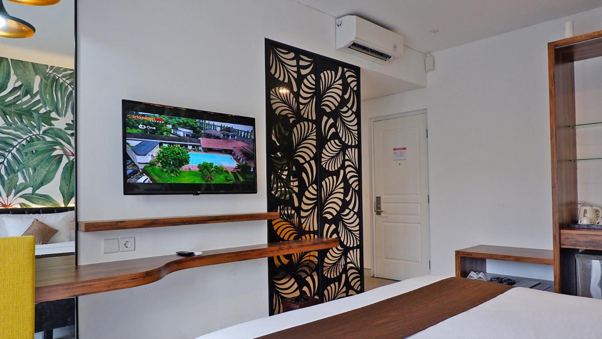 Front One Resort Magelang Buitenkant foto